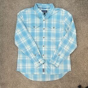 Patagonia Women's Light Blue Plaid Shirt